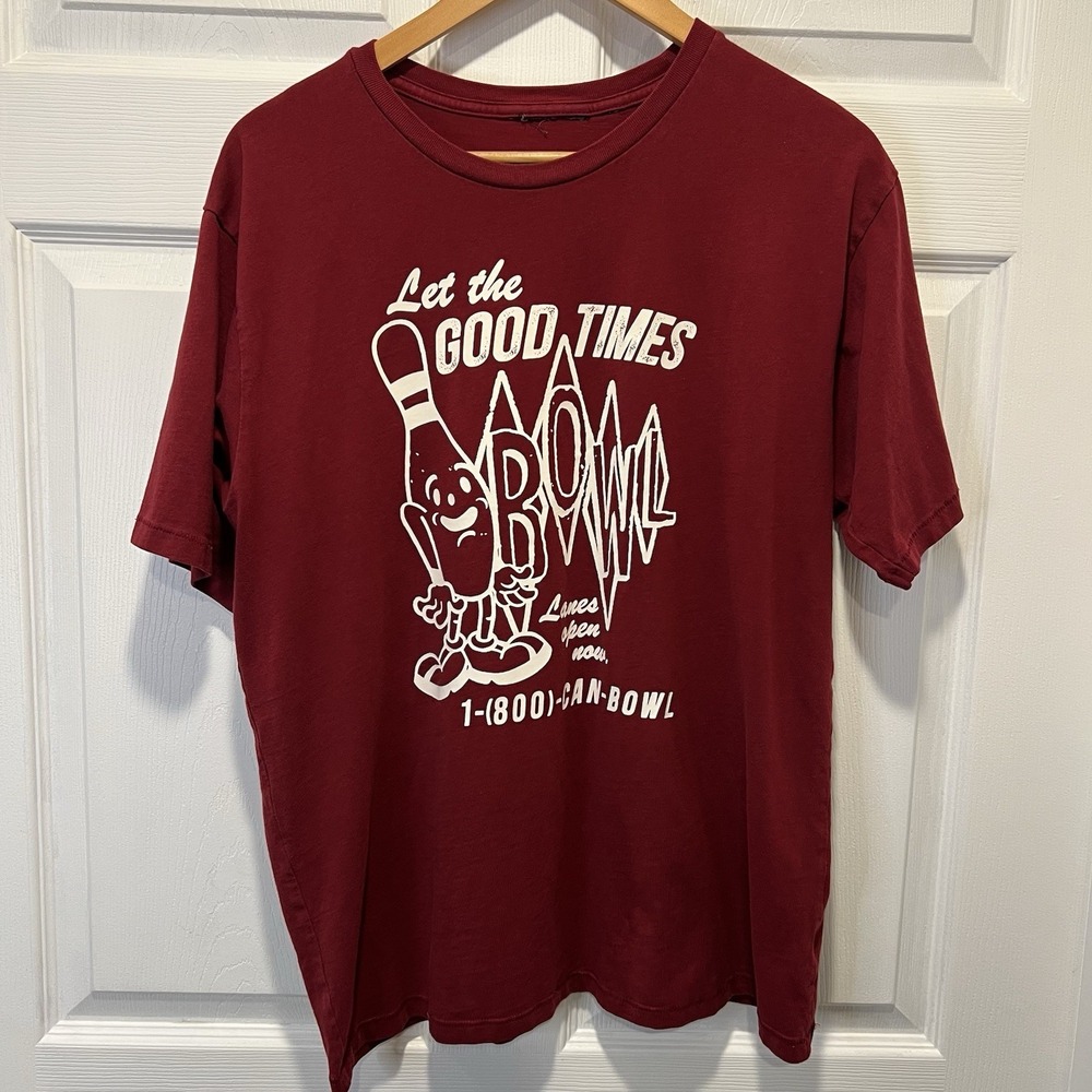 "Let The Good Time Bowl" Tee Shire Size Small Maroon‎